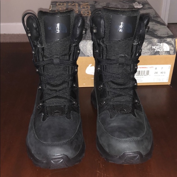 The North Face Mens Thermoball Lifty boot - Picture 2 of 8